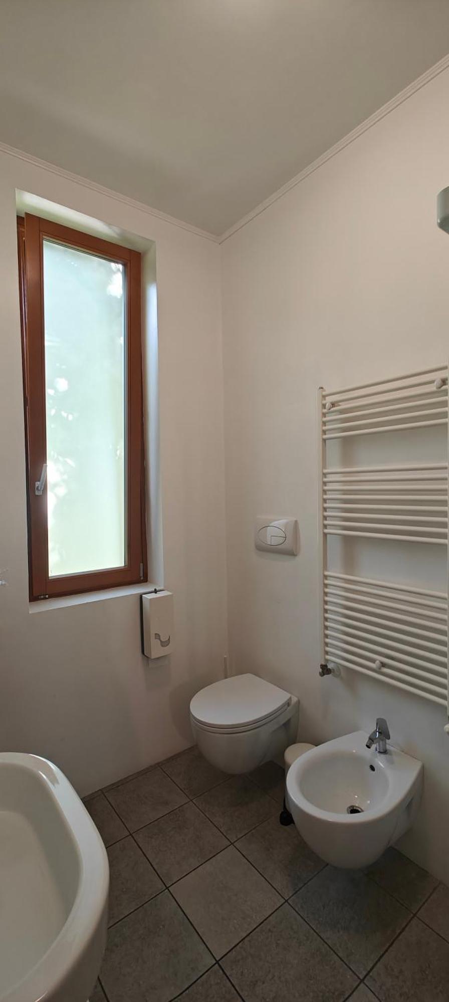 Lazy Bee Camping Village Aosta Bagian luar foto